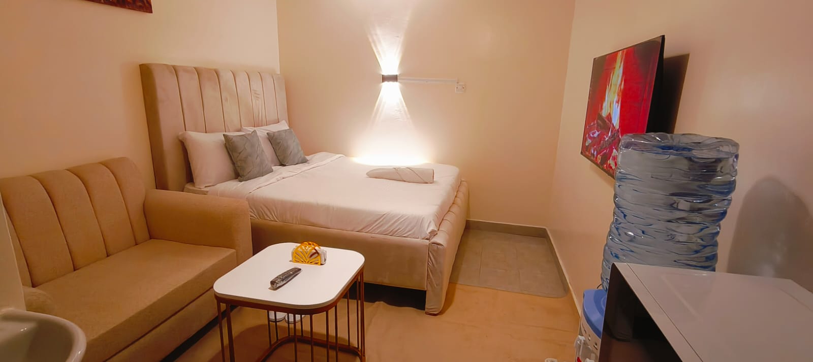 Java View Studio A studio apartment opposite Java Elgon View